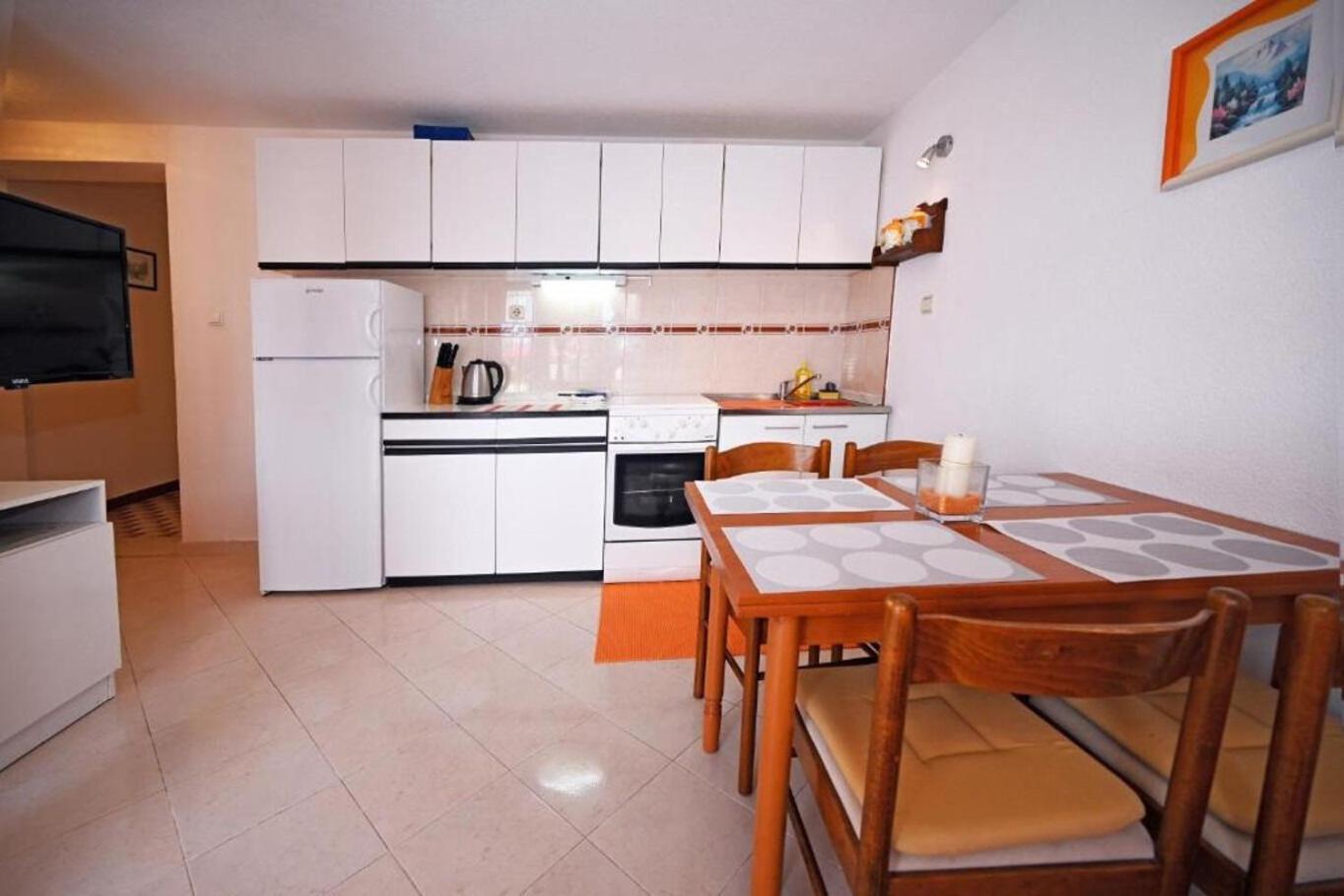 Apartment Mihovilovic Slatine Exterior foto